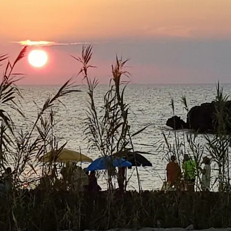 Apulia Beach Leporano Exterior photo